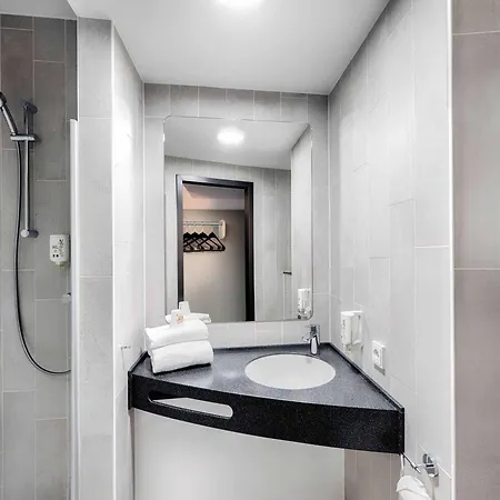 Kassel-wilhelmshoehe 3*