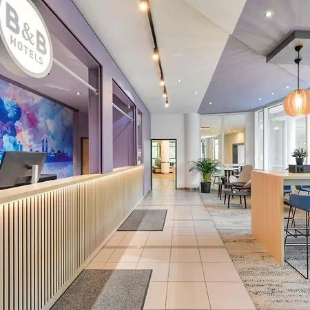 Intercityhotel Hotel 3*