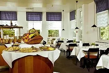 Kassel-wilhelmshoehe 酒店 3*
