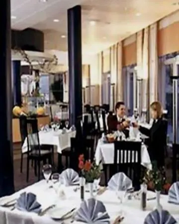 Отель Kassel-wilhelmshoehe Кассель