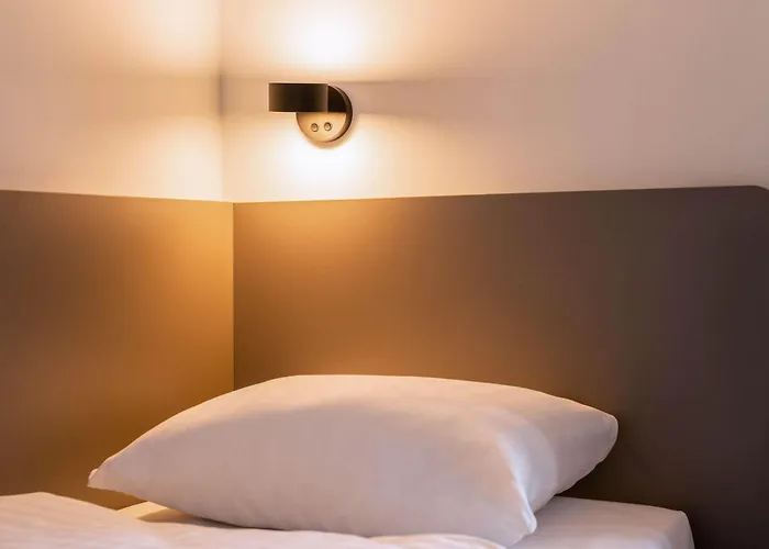 Hotel Intercityhotel 3*